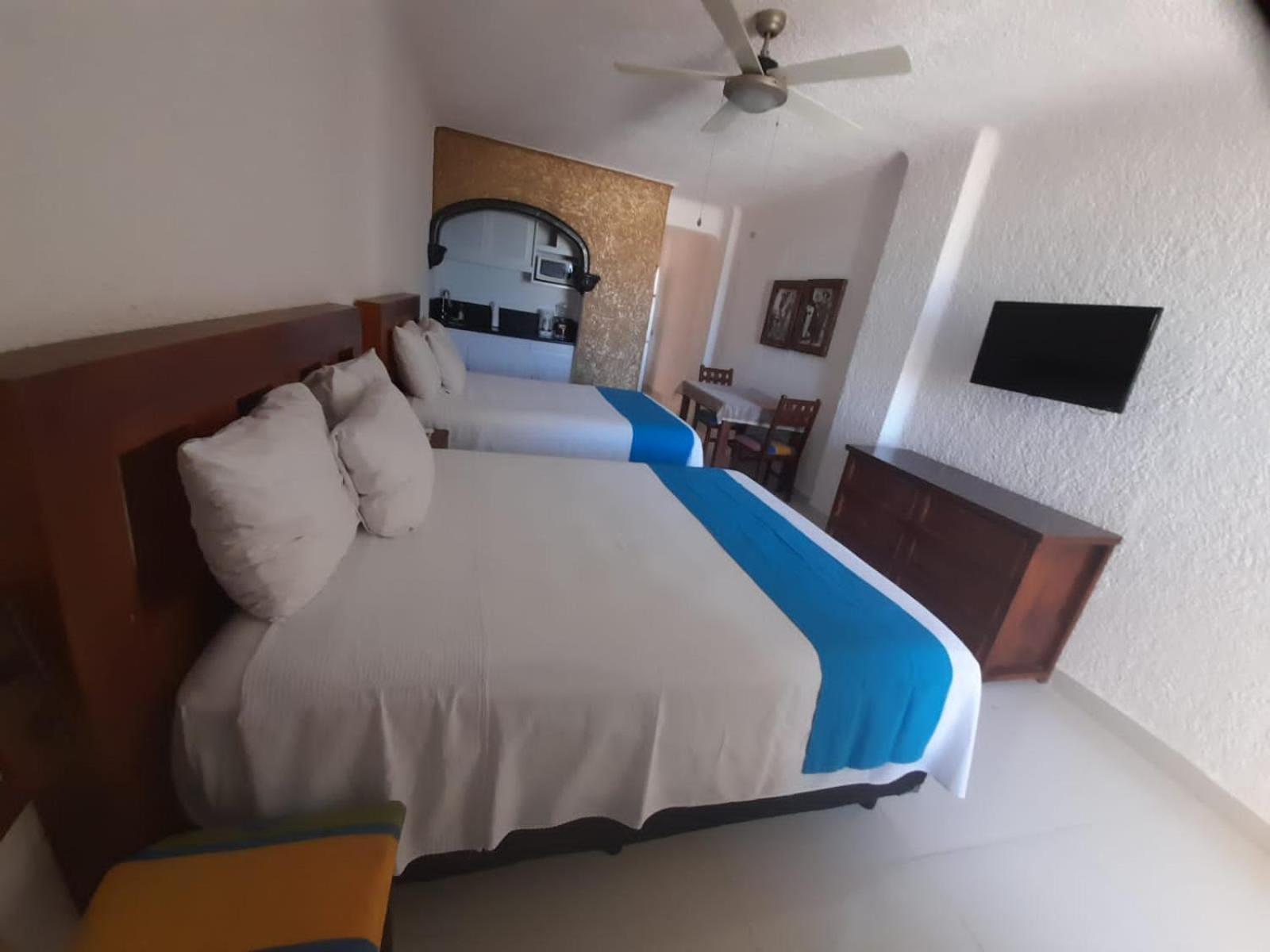 Cancun Plaza Sea View Номер фото